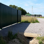 Профлист C-20, RAL 6005, двусторонний, устройство въезда, засыпка трубы