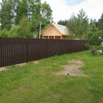 Штакетник 136 с бор. М-образный, трапеция, RAL 8017