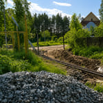 Штакетник 136 с бор. П-образный, трапеция, RAL 8017, в ряд, лента Штакетник 136 с бор. П-образный, трапеция, RAL 8017, в ряд, лента